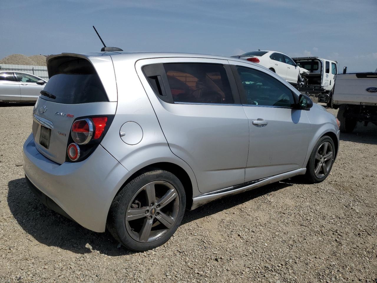 2015 Chevrolet Sonic Rs - Фото 3