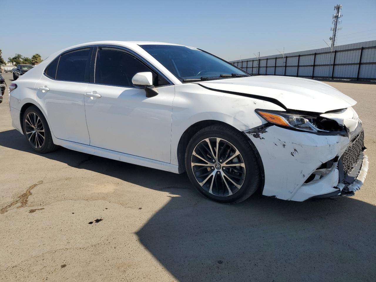 2019 Toyota Camry L - Image 4