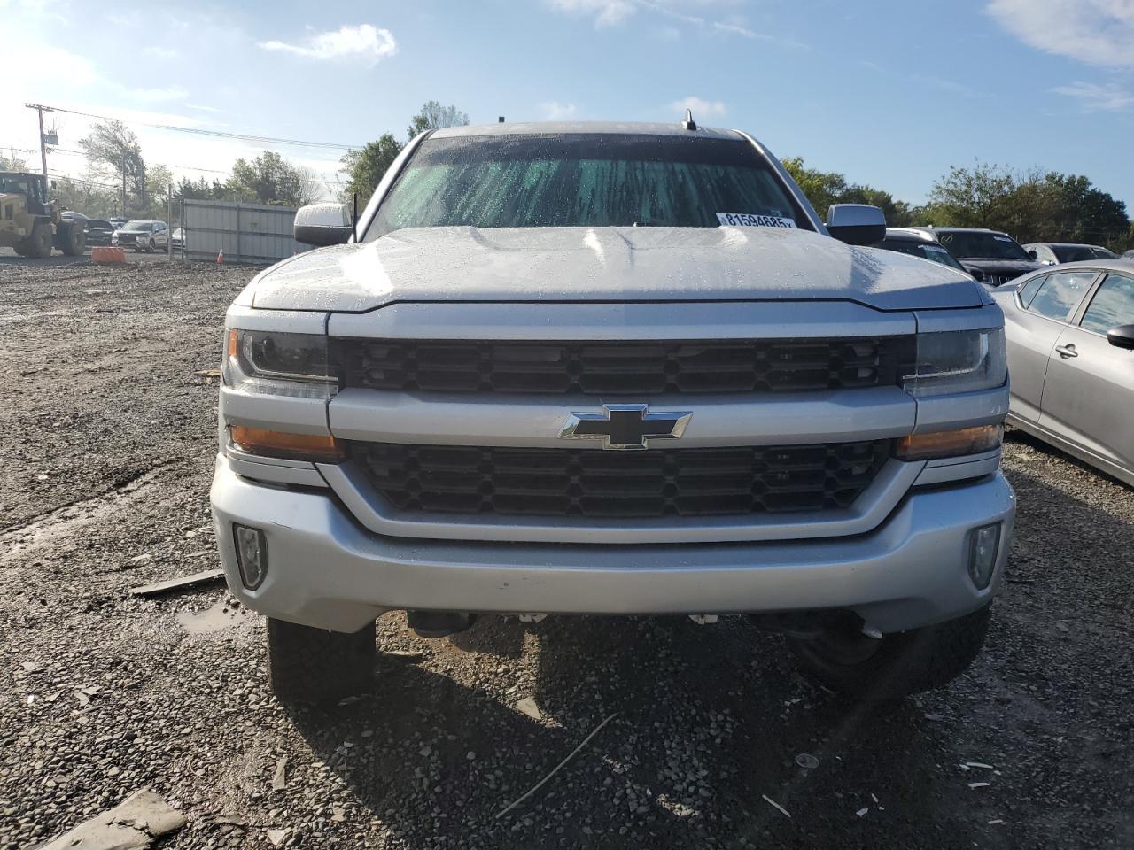 2017 Chevrolet Silverado K1500 Lt - Image 5