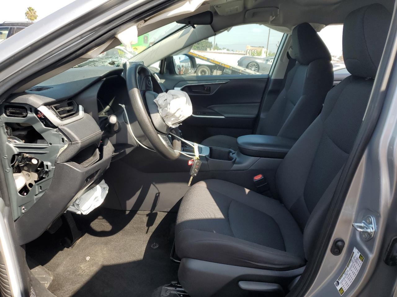 2024 Toyota Rav4 Le - Фото 7