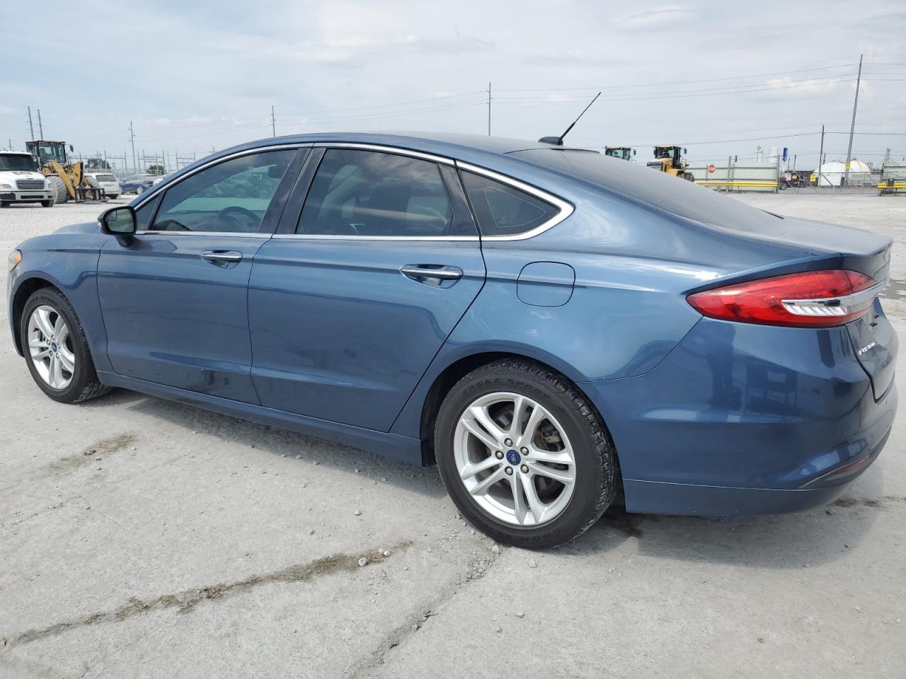 2018 Ford Fusion Se - Фото 2