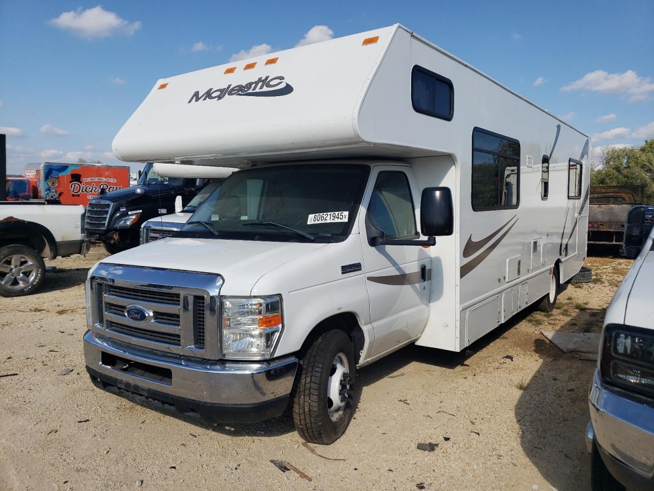 2018 Ford Econoline E450 Super Duty Cutaway Van - Фото 2
