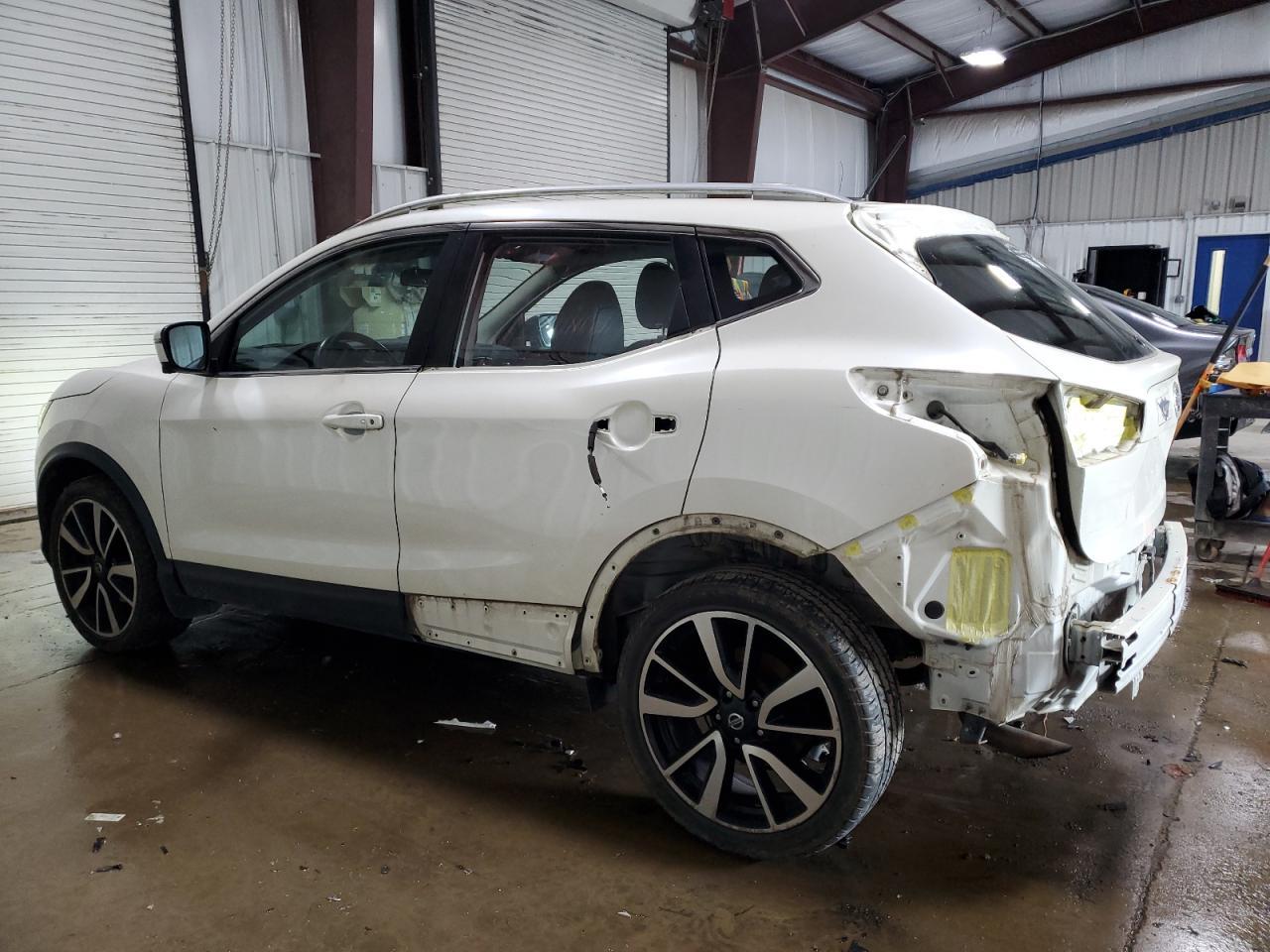 2017 Nissan Rogue Sport S - Фото 2