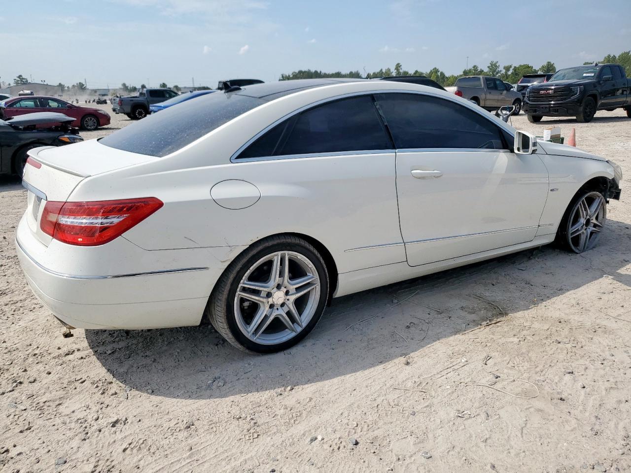 2012 Mercedes-Benz E 350 - Image 3