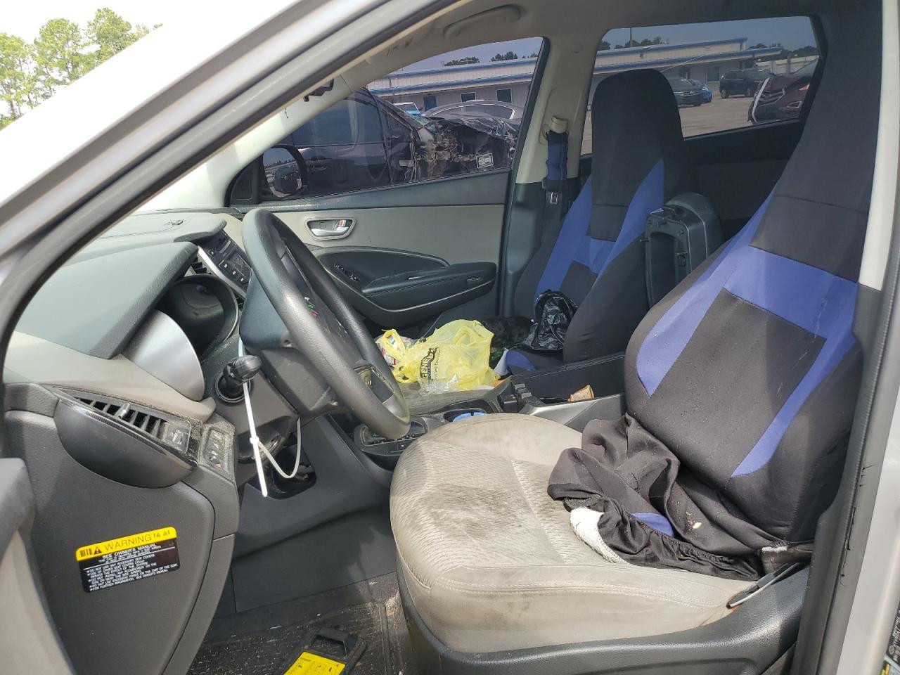 2016 Hyundai Santa Fe Se - Image 7