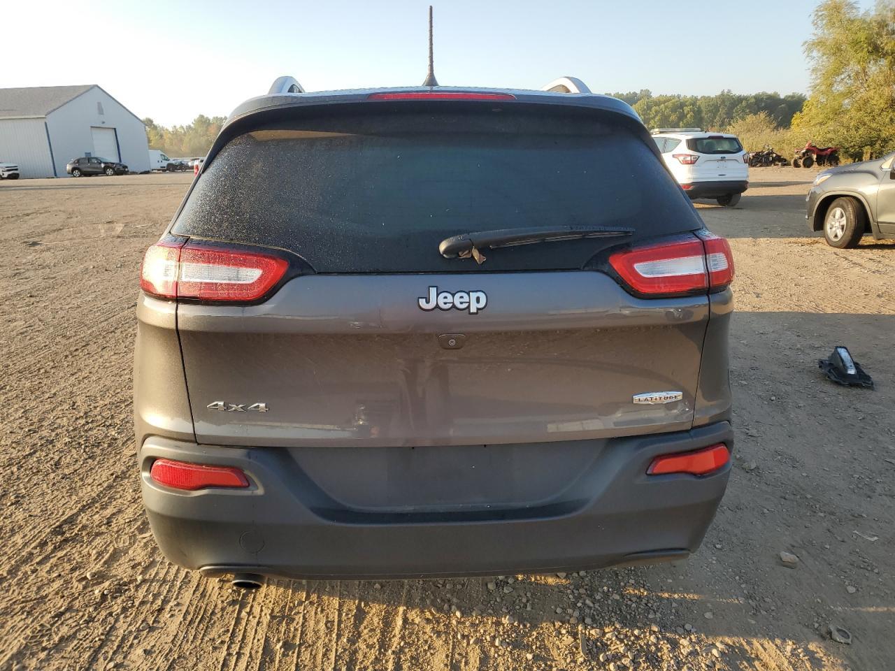 2018 Jeep Cherokee Latitude Plus - Фото 6
