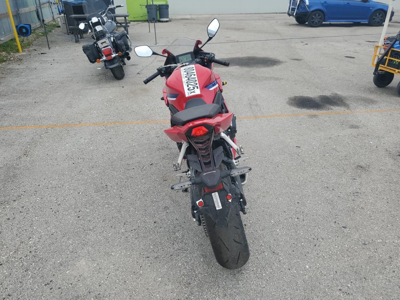 2024 Honda Cbr650 R - Image 4