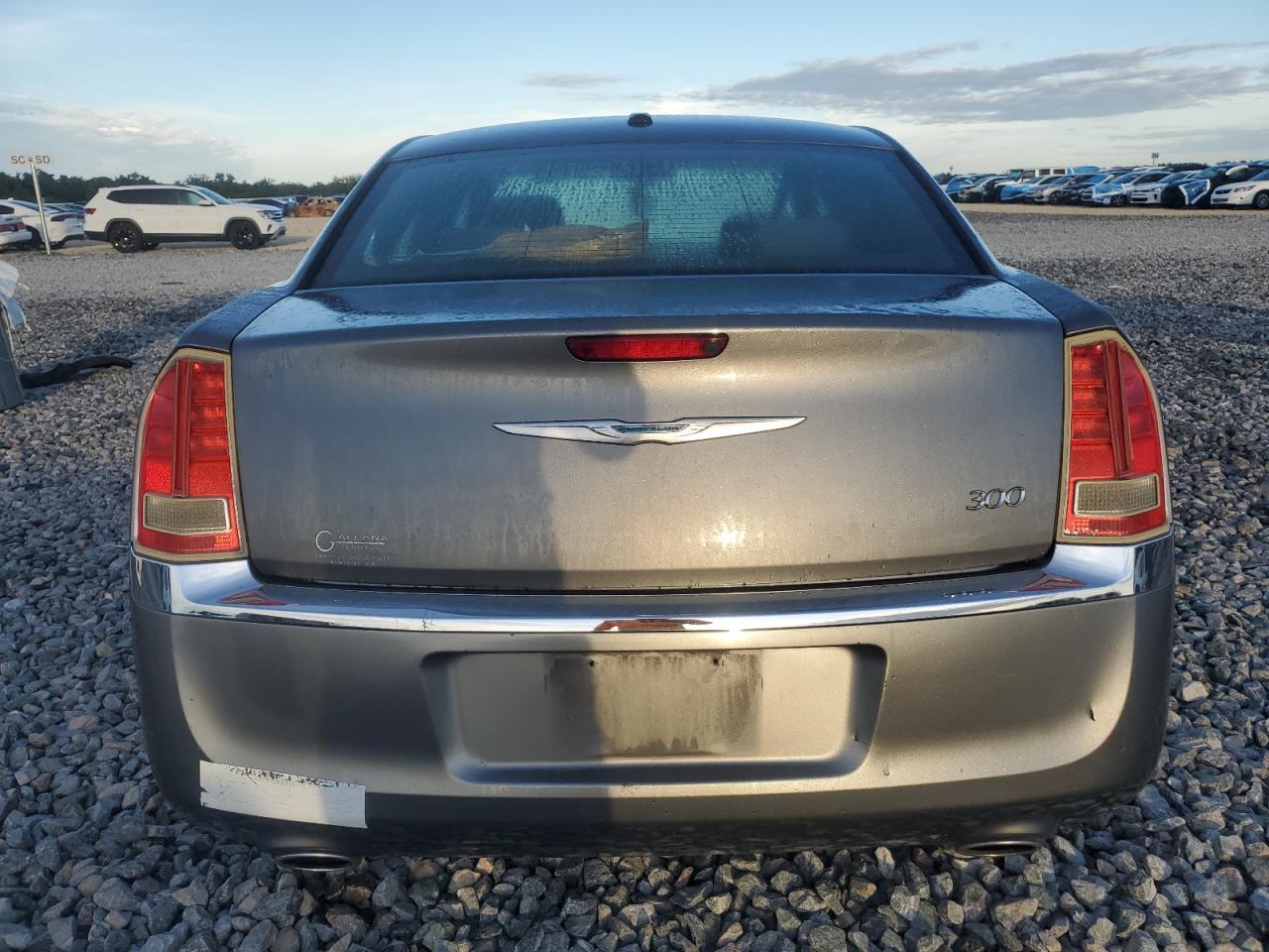 2012 Chrysler 300 - Фото 6