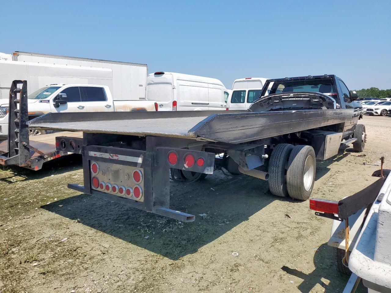 2021 Ram 5500 - Фото 3