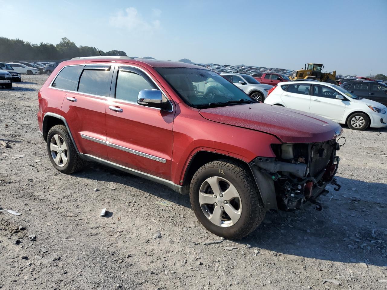 2011 Jeep Grand Cherokee Overland - Image 4