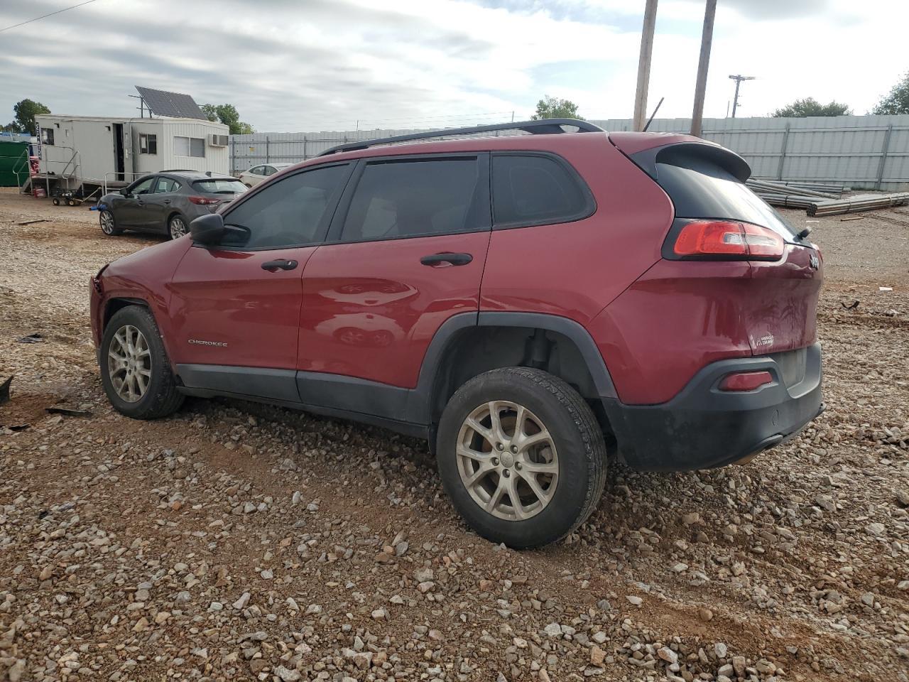 2015 Jeep Cherokee Sport - Фото 2