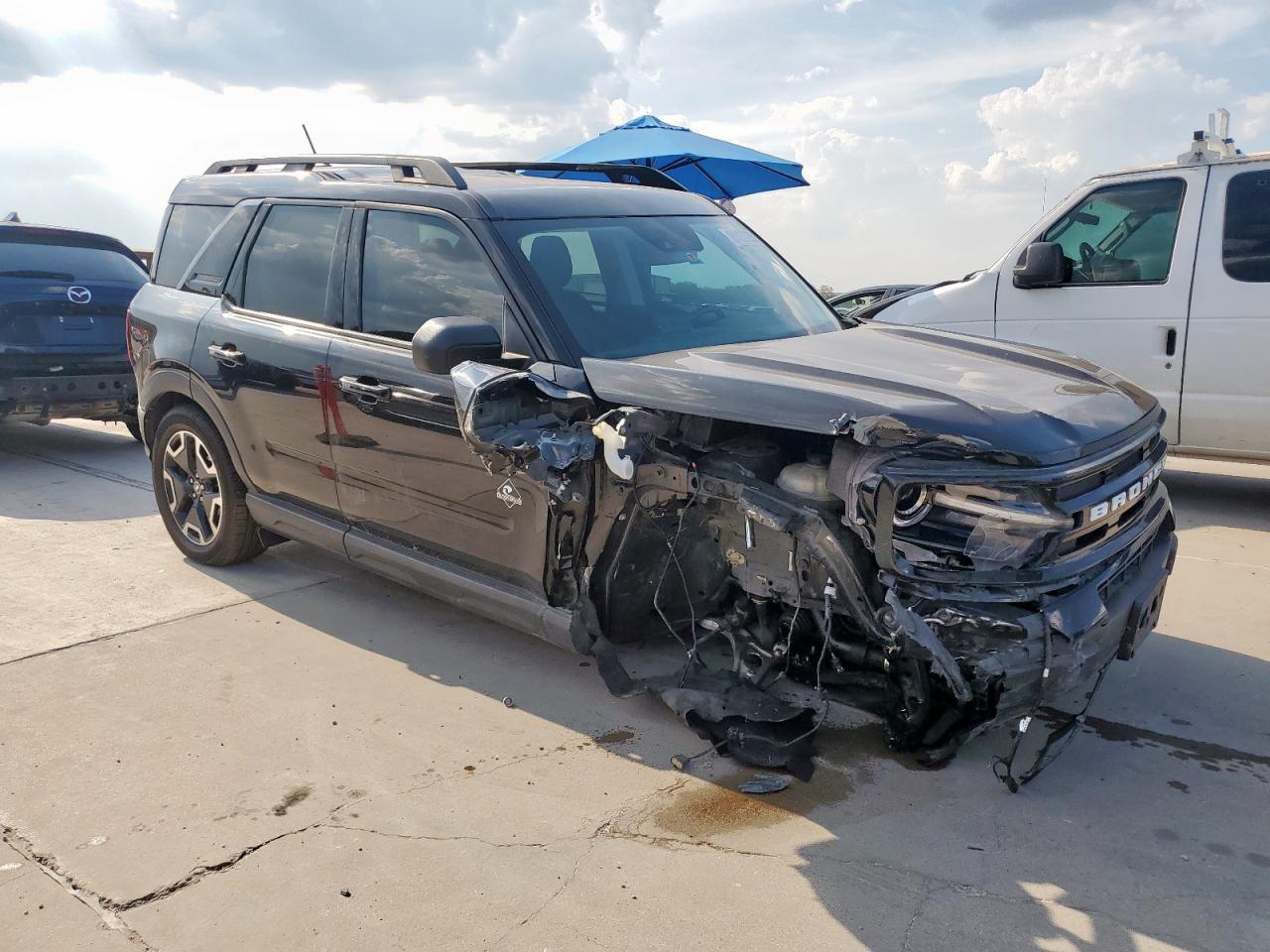 2023 Ford Bronco Sport Outer Banks - Фото 4