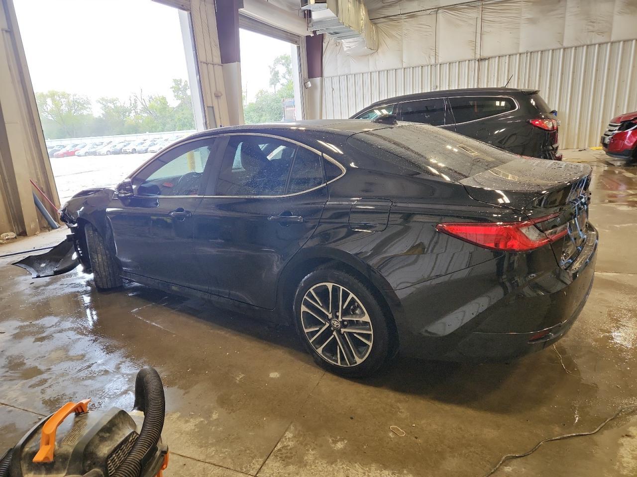 2025 Toyota Camry Xse - Фото 2