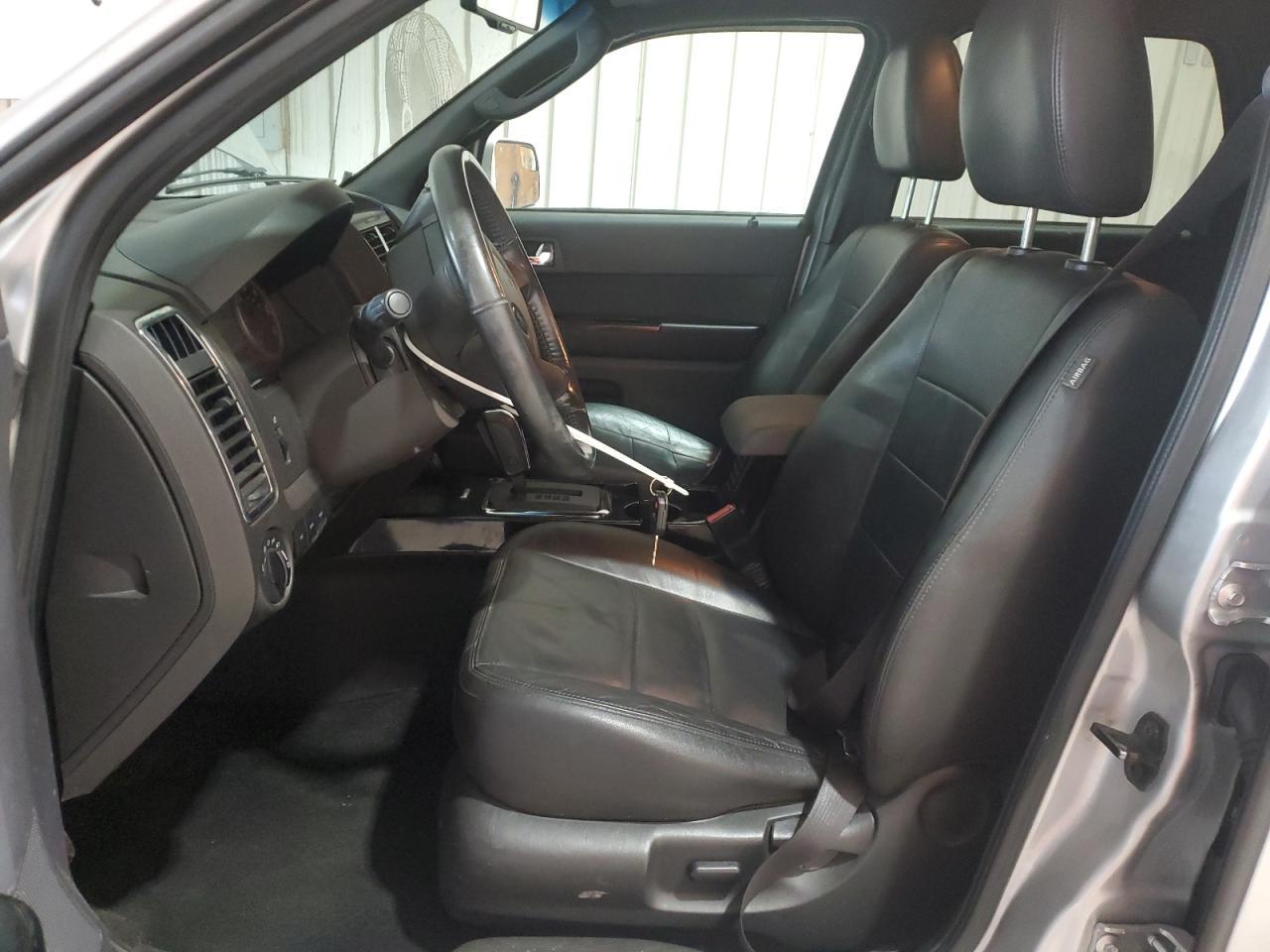 2010 Ford Escape Limited - Image 7