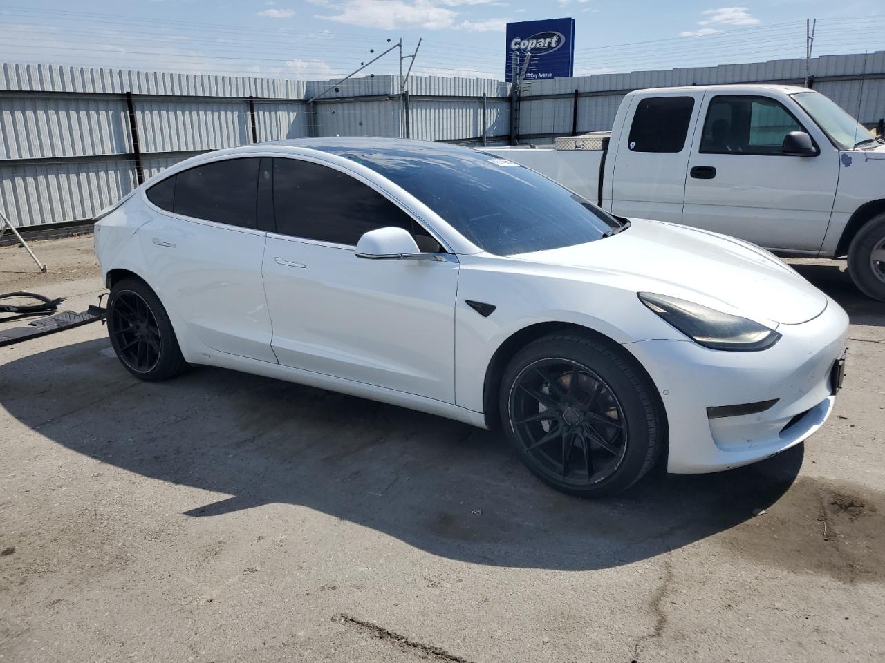 2017 Tesla Model 3 - Image 4