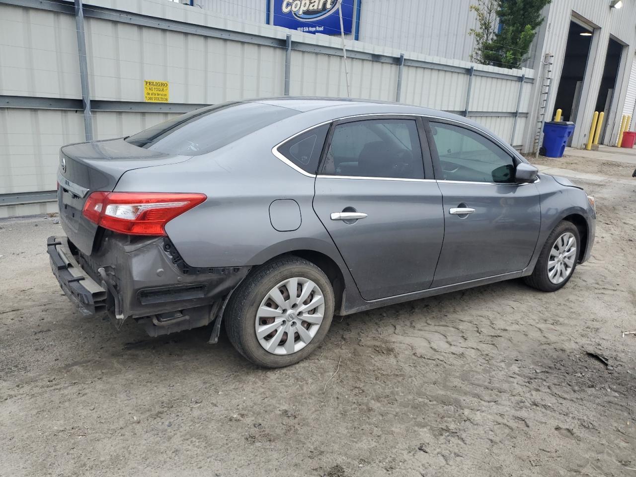 2017 Nissan Sentra S - Фото 3