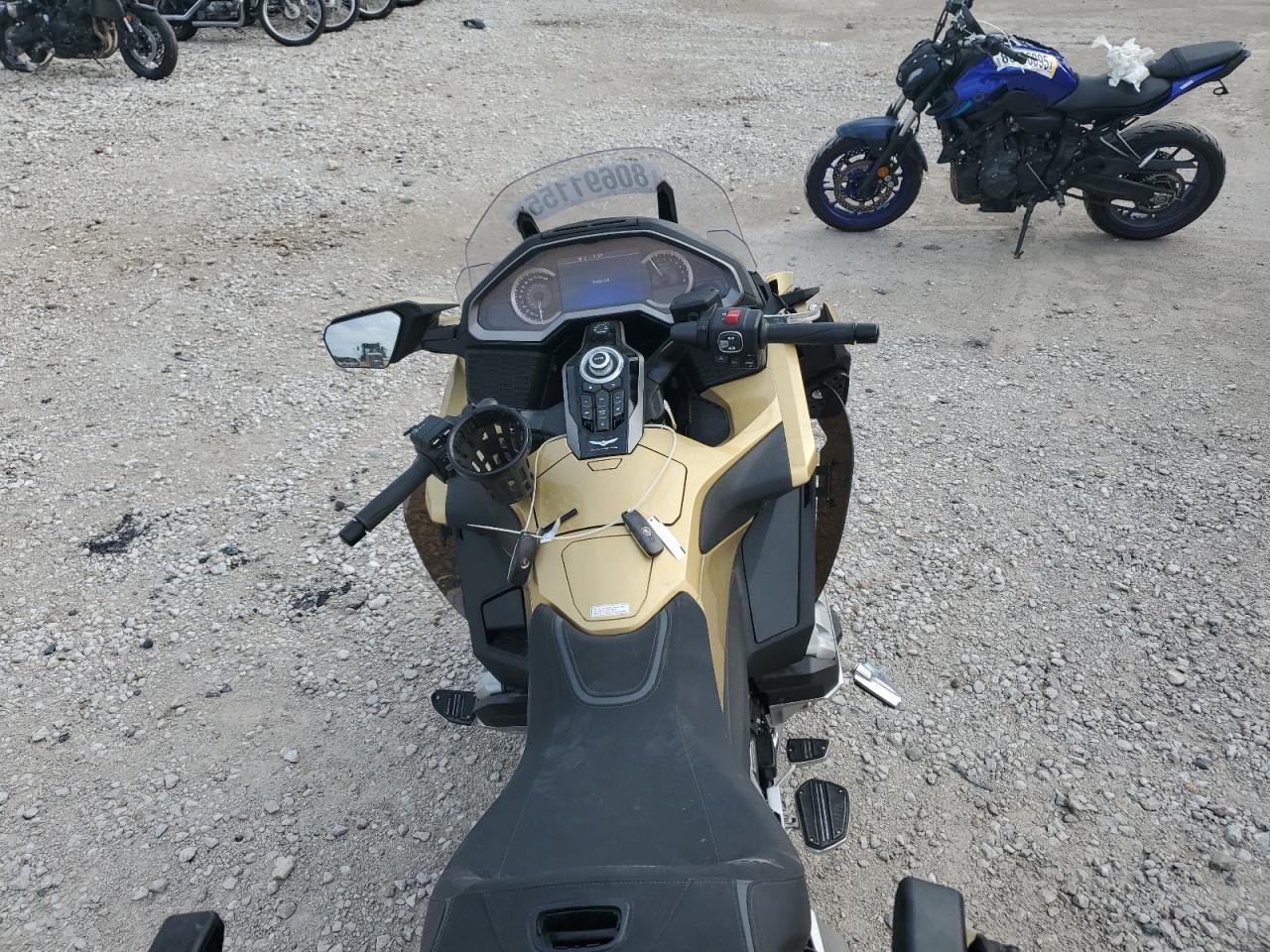 2025 Honda Gl1800 D - Фото 6