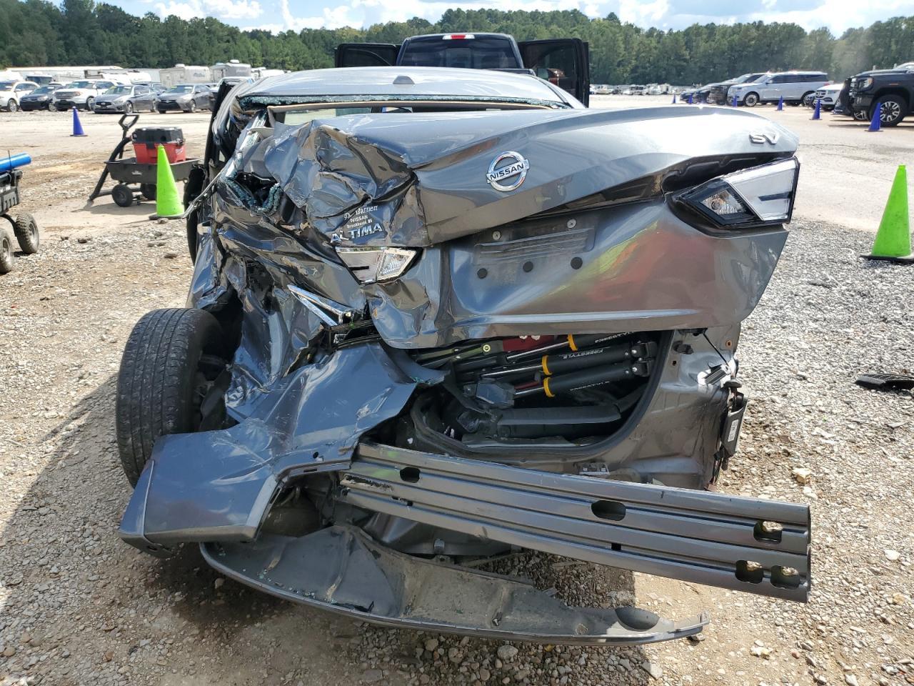 2021 Nissan Altima Sv - Image 6