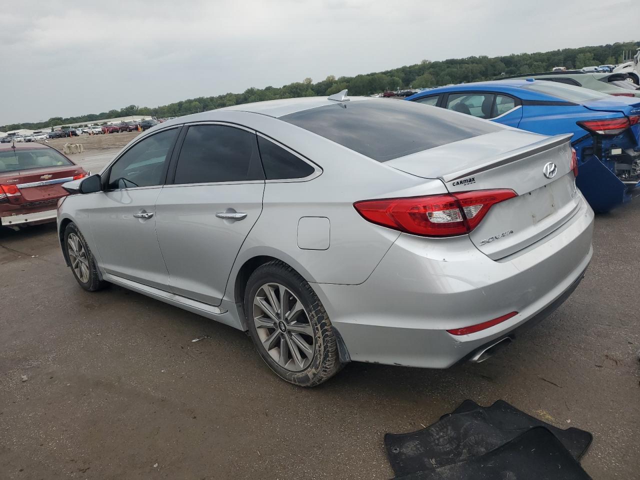 2017 Hyundai Sonata Sport - Image 2