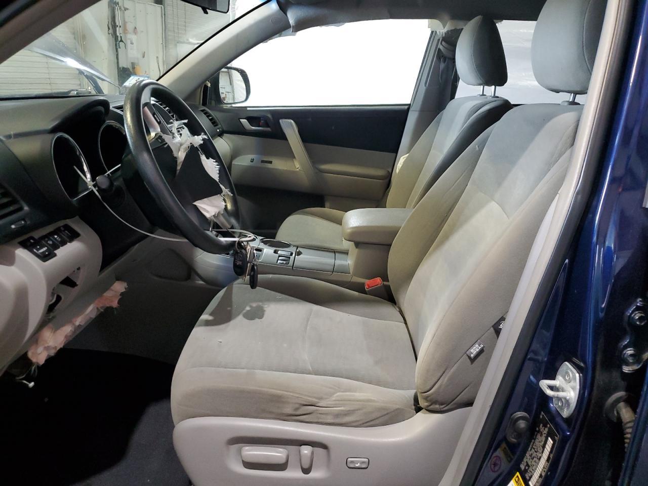 2013 Toyota Highlander Base - Image 7