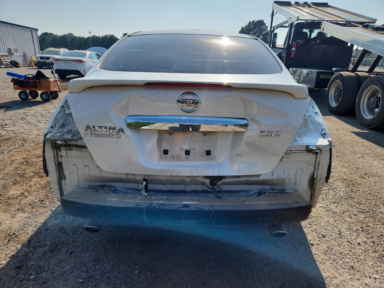 2010 Niss Altima - Image 6