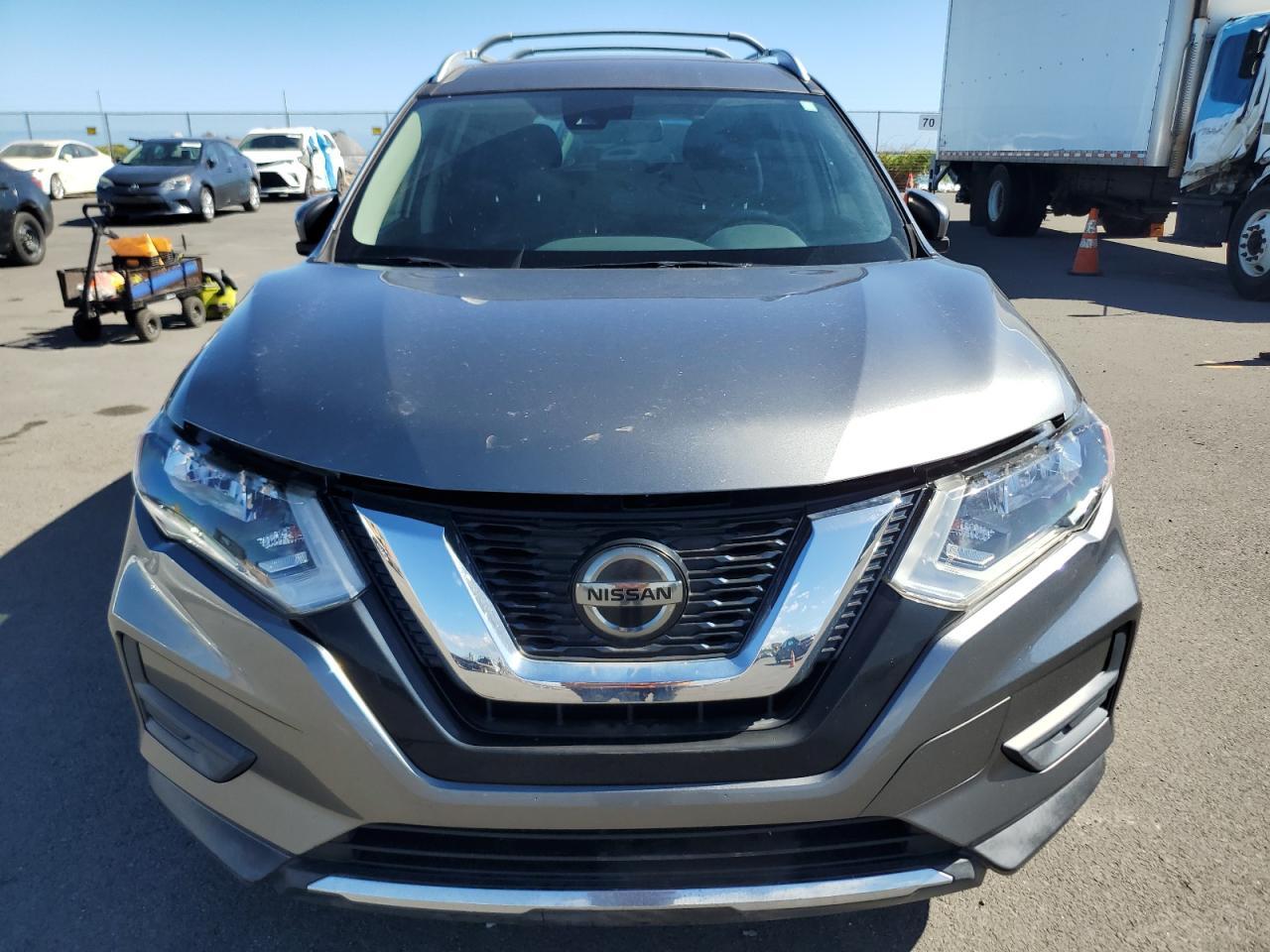2019 Nissan Rogue S - Фото 5