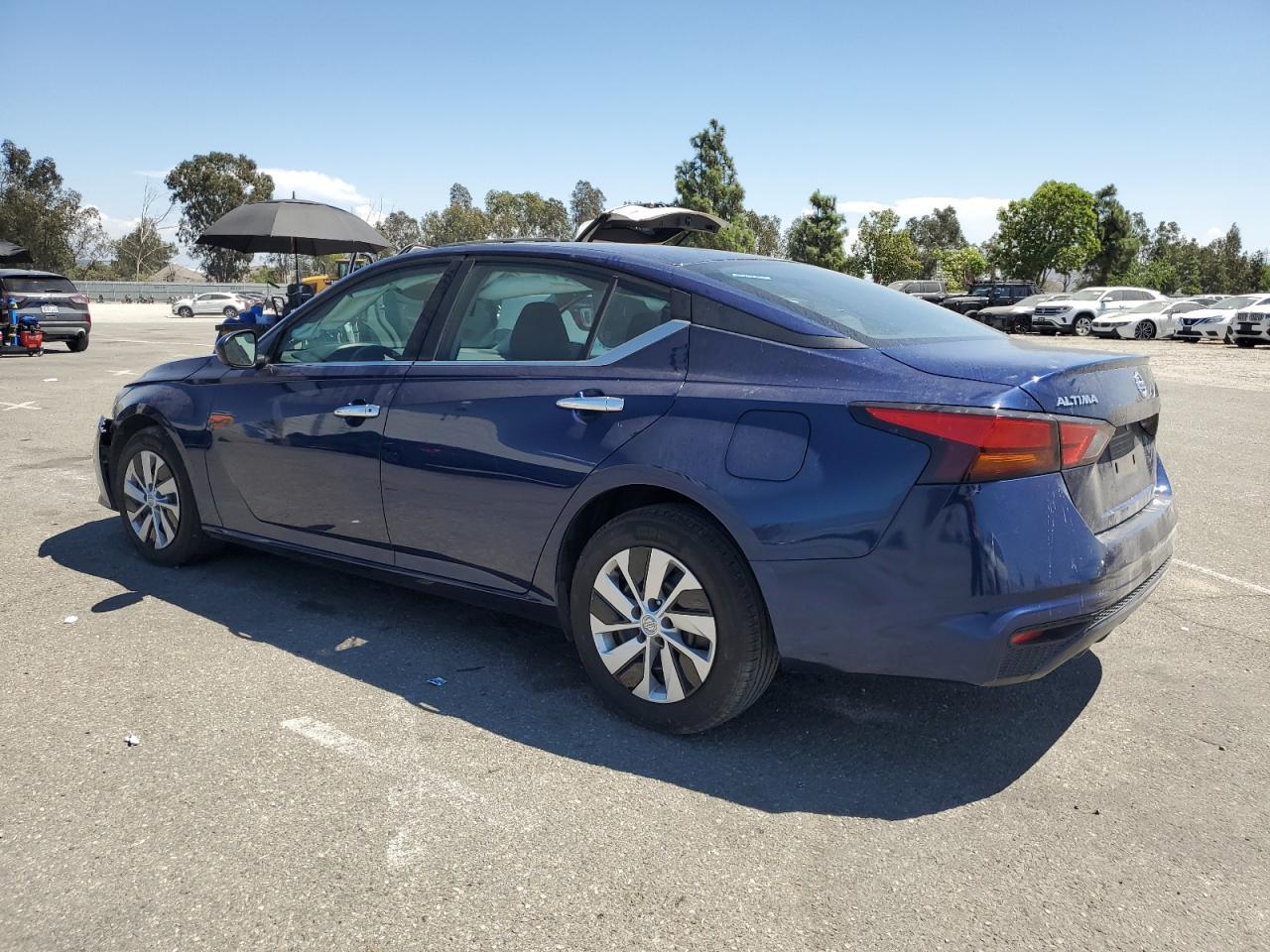 2022 Nissan Altima S - Фото 2