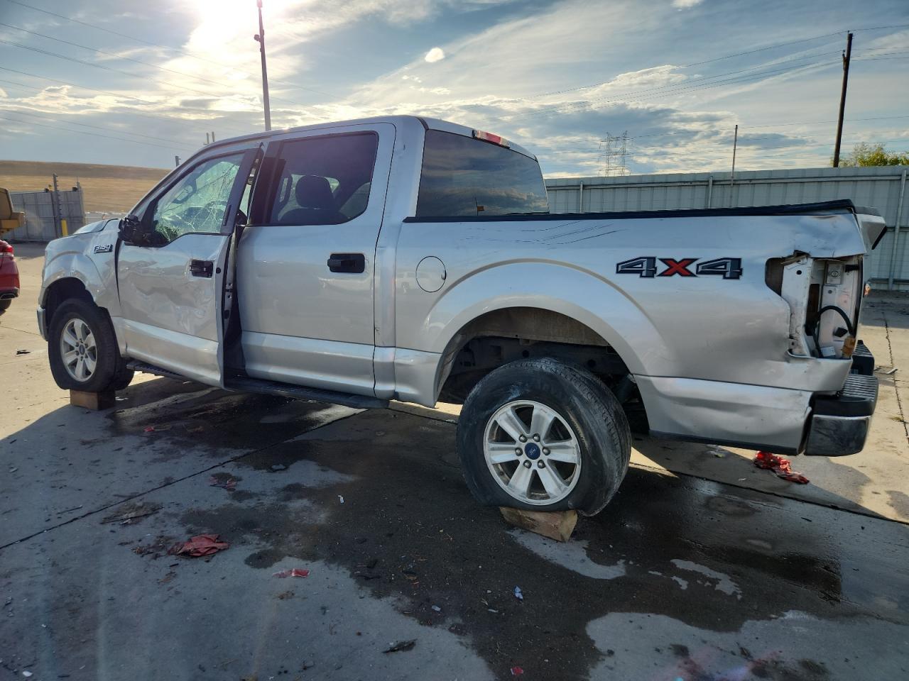 2016 Ford F150 Supercrew - Image 2