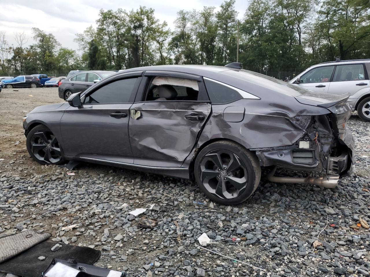 2018 Honda Accord Touring - Фото 2