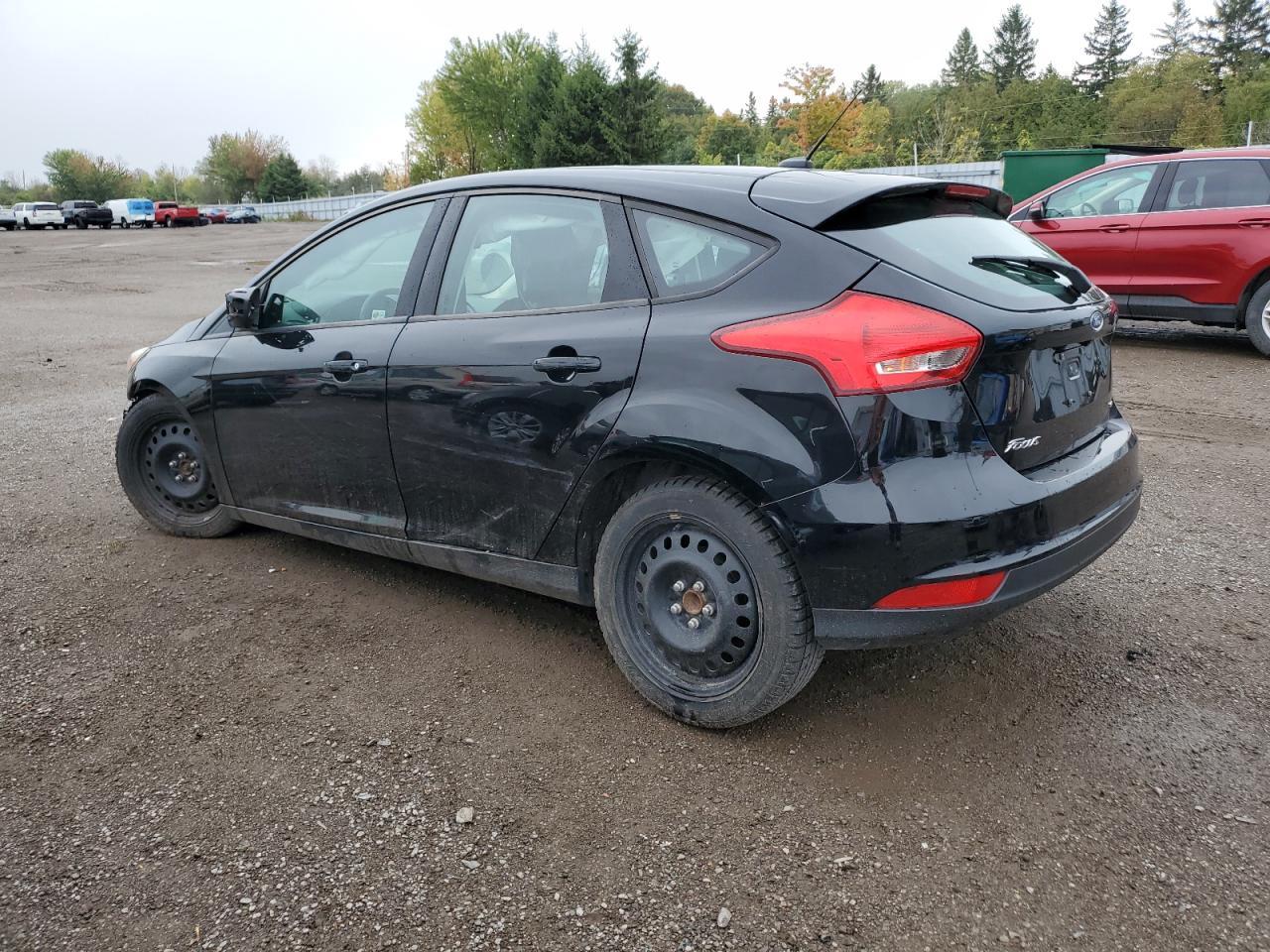 2018 Ford Focus Se - Image 2