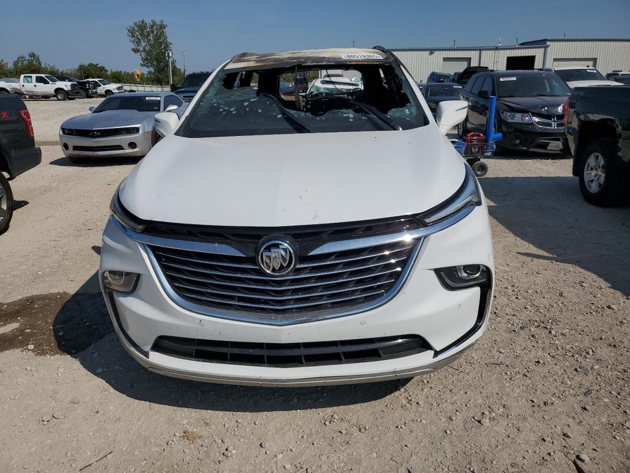 2022 Buick Enclave Essence - Image 5