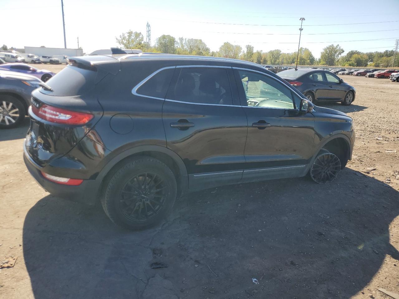 2017 Lincoln Mkc Reserve - Image 3