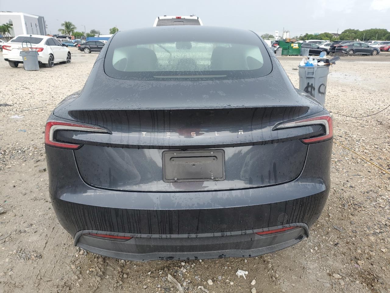 2024 Tesla Model 3 - Image 6