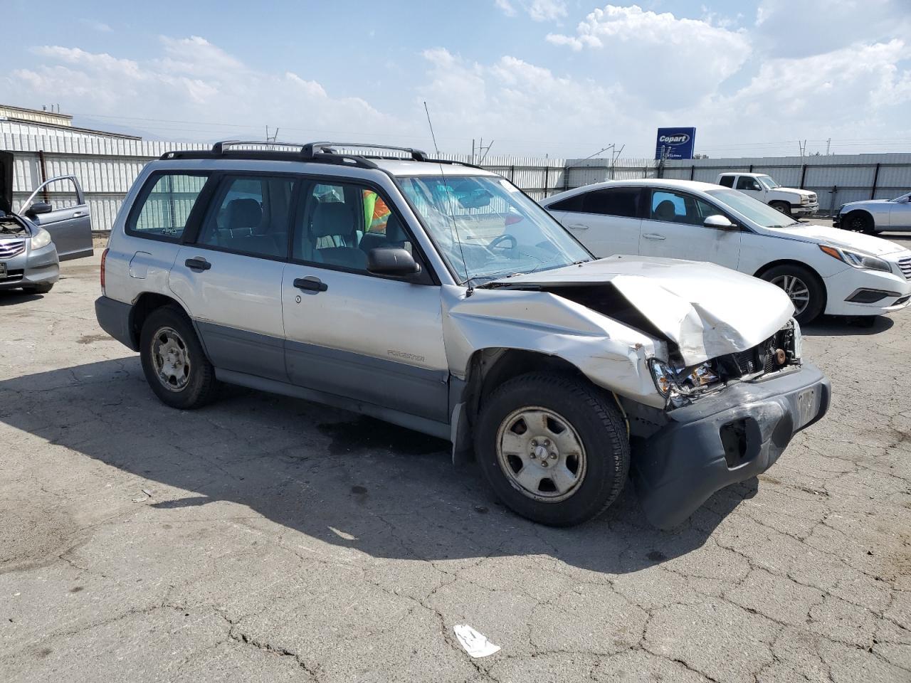 2000 Subaru Forester L - Image 4
