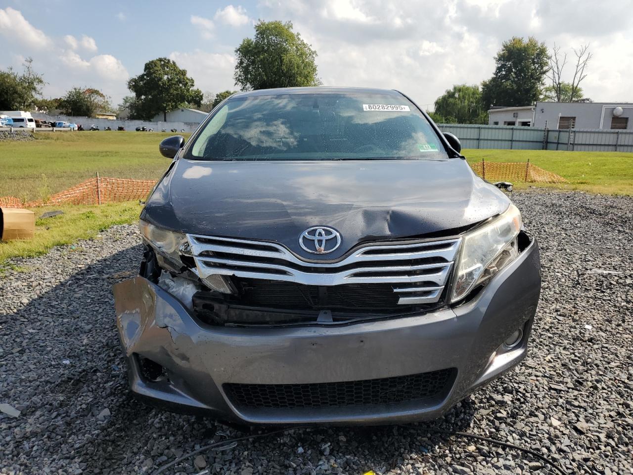 2012 Toyota Venza Le - Image 5