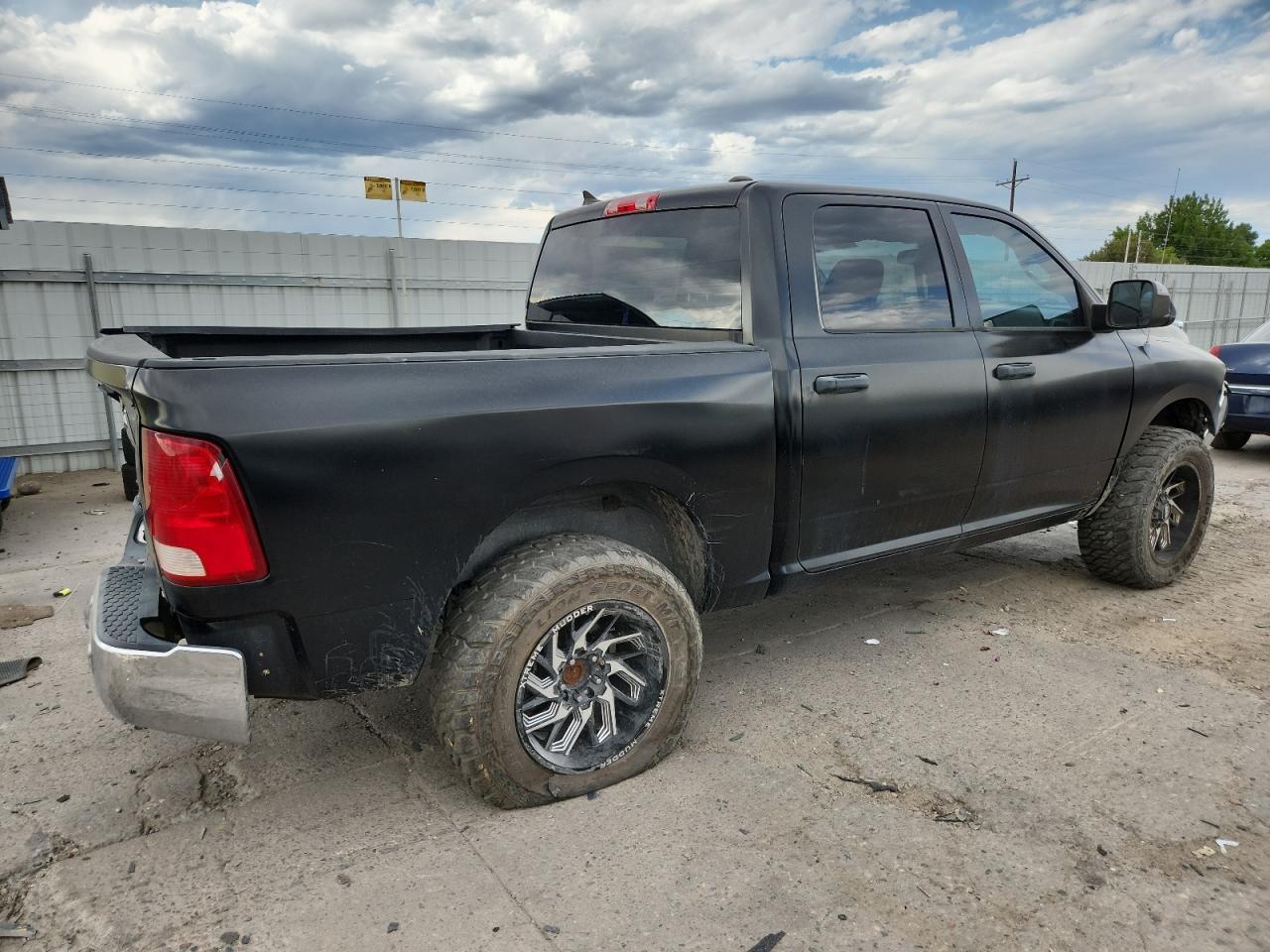 2019 Ram 1500 Classic Slt - Фото 3