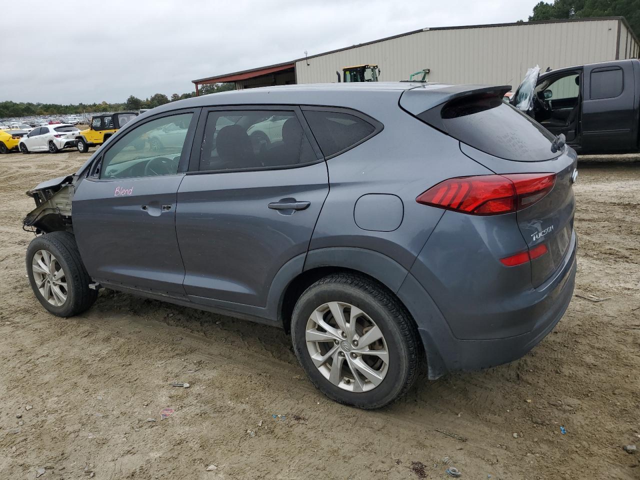 2021 Hyundai Tucson Se - Фото 2