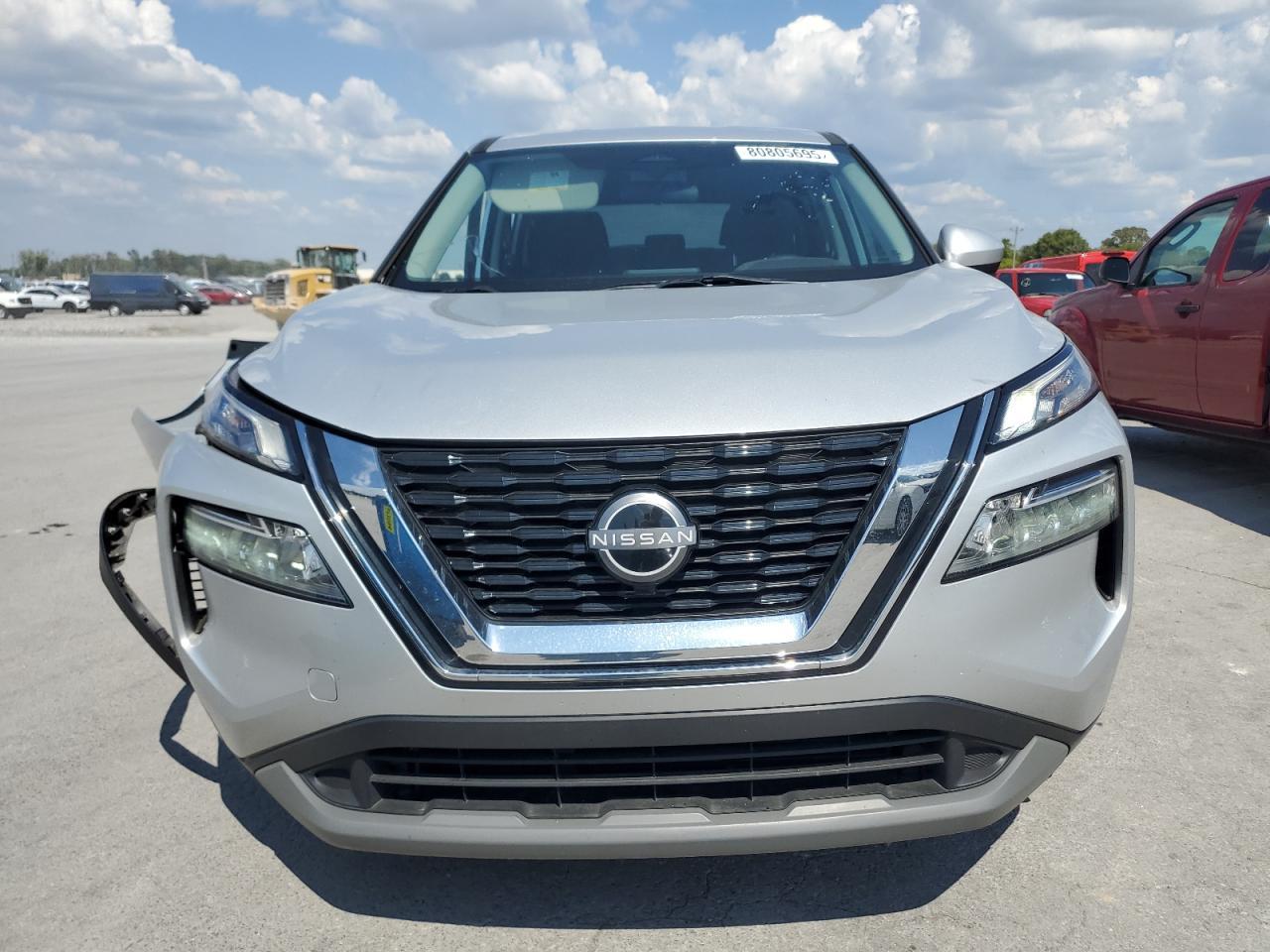 2023 Nissan Rogue Sv - Фото 5