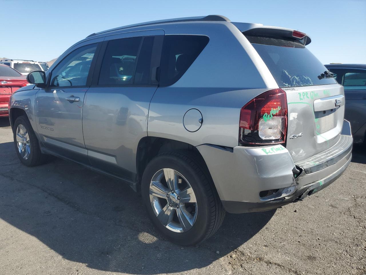 2016 Jeep Compass Sport - Фото 2