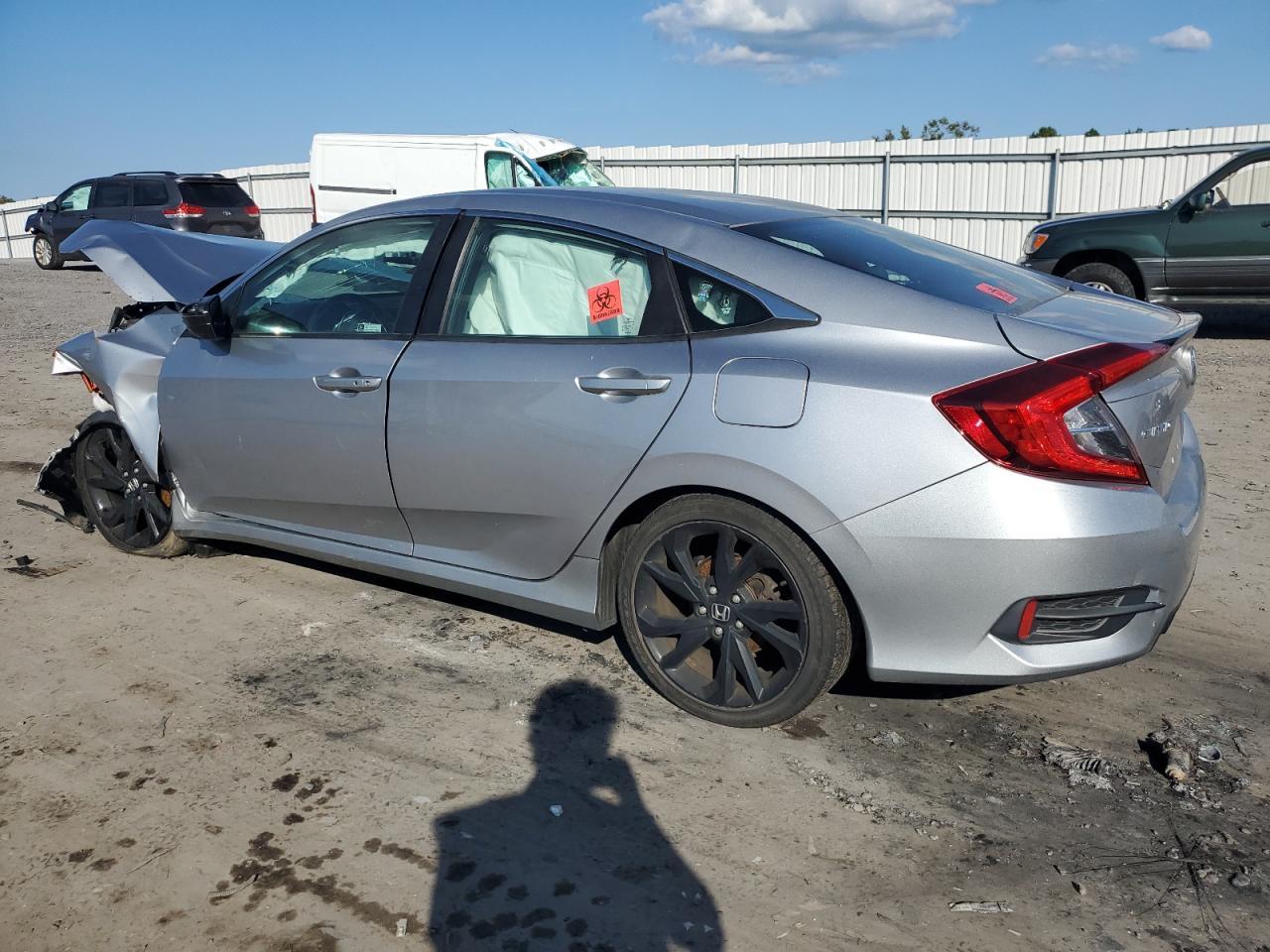 2019 Honda Civic Sport - Фото 2