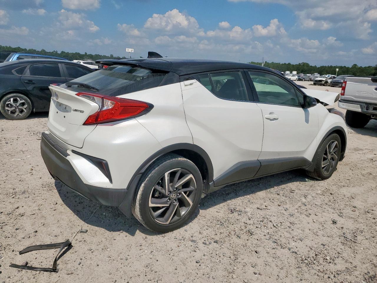 2020 Toyota C-Hr Xle - Фото 3