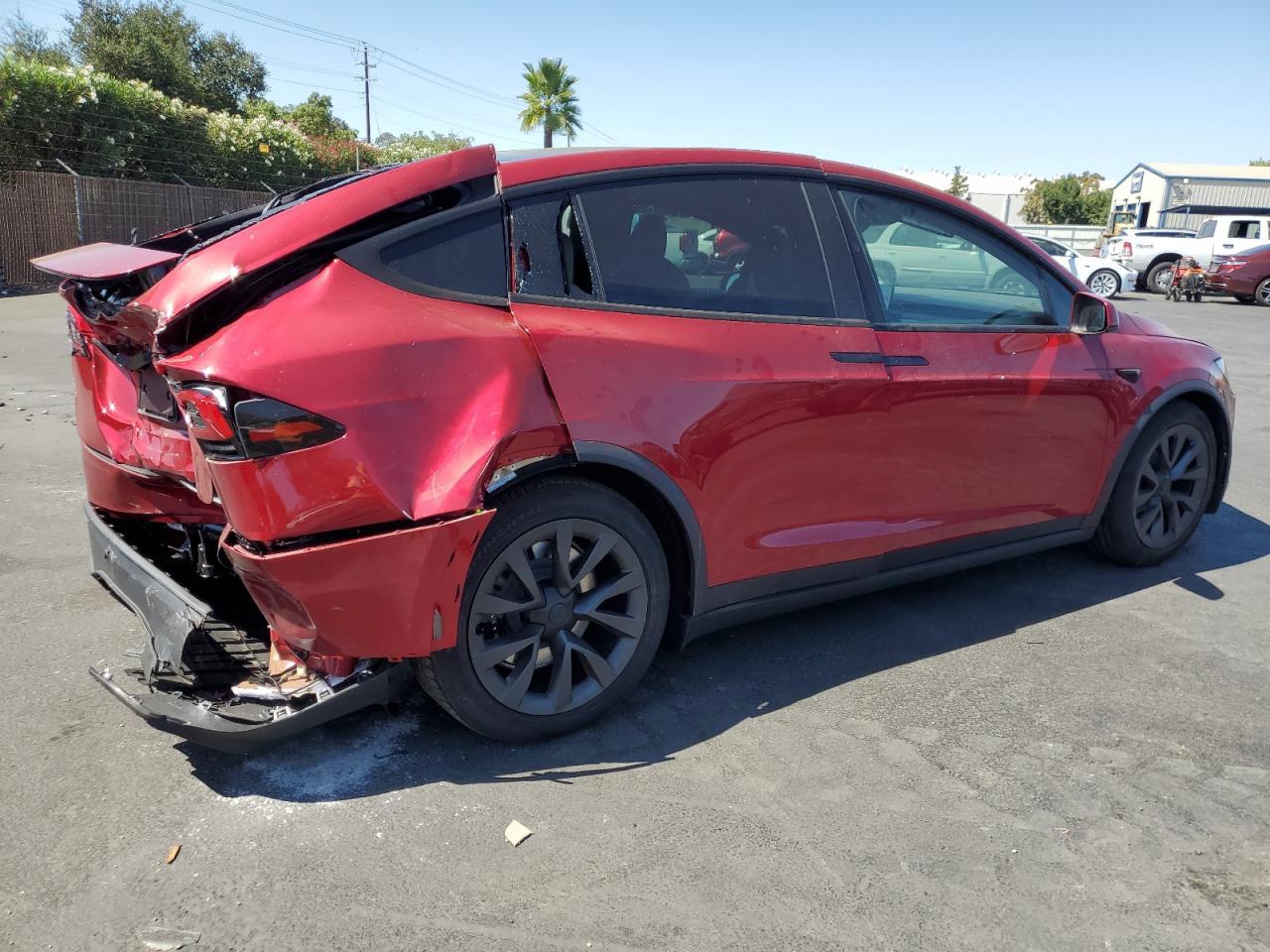 2025 Tesla Model X - Фото 3