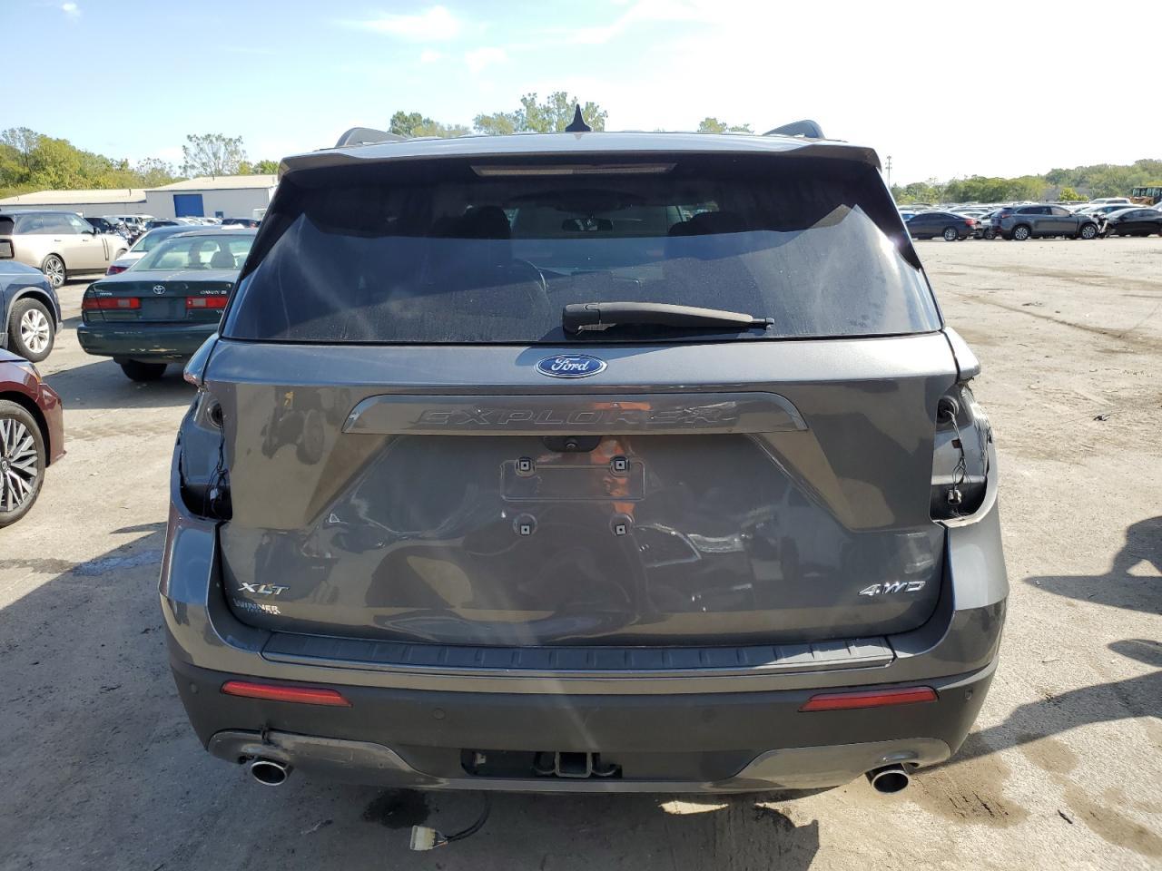 2023 Ford Explorer Xlt - Image 6