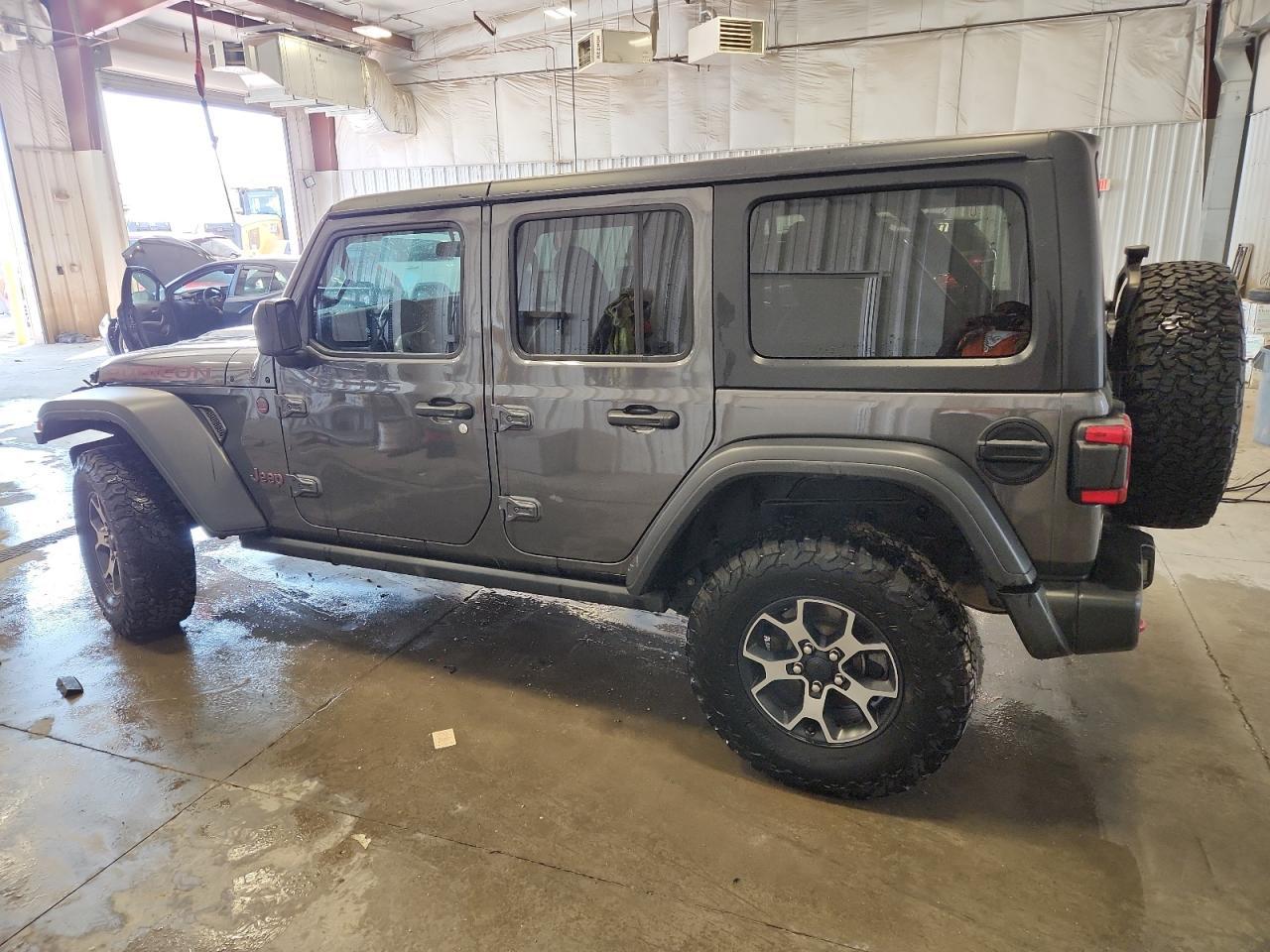 2019 Jeep Wrangler Unlimited Rubicon - Image 2