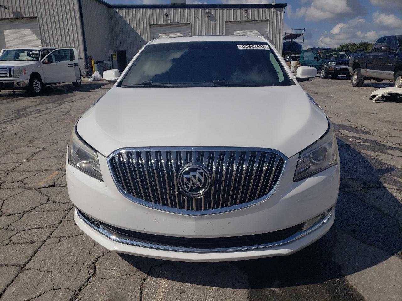 2016 Buick Lacrosse - Image 5
