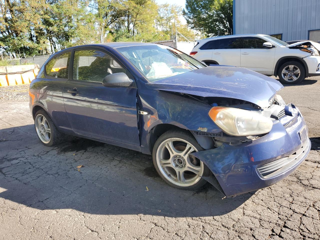 2009 Hyundai Accent Gs - Image 4