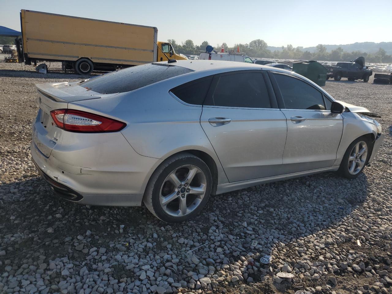 2016 Ford Fusion Se - Фото 3