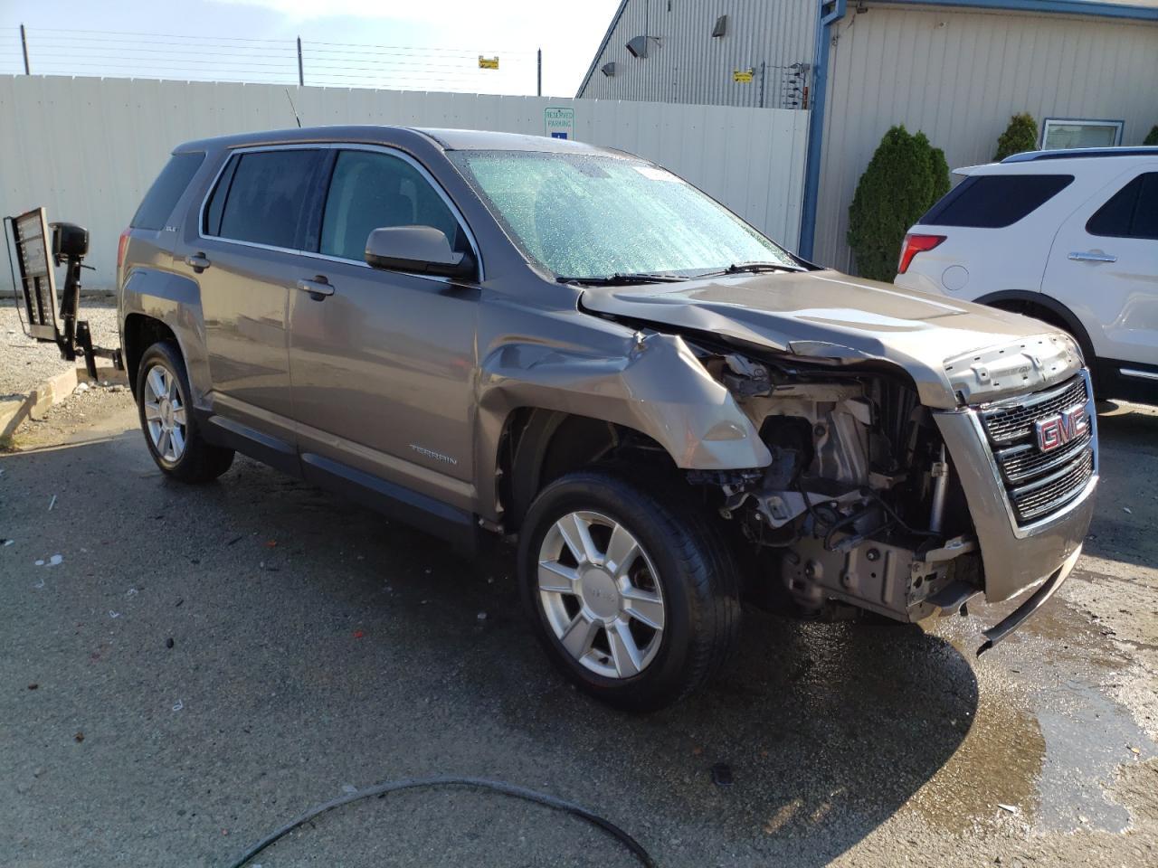 2011 GMC Terrain Sle - Image 4