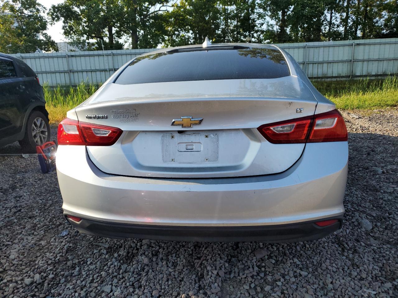 2016 Chevrolet Malibu Lt - Image 6