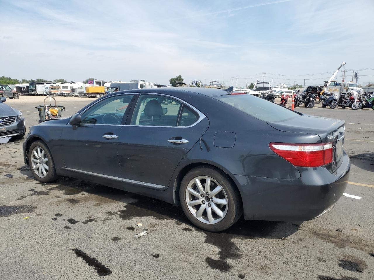 2008 Lexus Ls 460 - Image 2